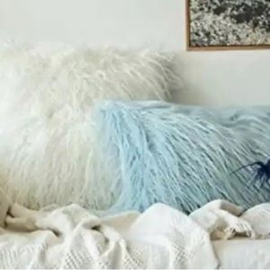 New Decorative Baby Blue Faux Fur Pillows Case Cushion Cover and pillow Inserts